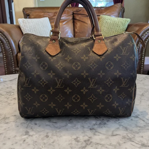 Louis Vuitton Monogram Canvas Speedy 30 - Picture 2 of 16